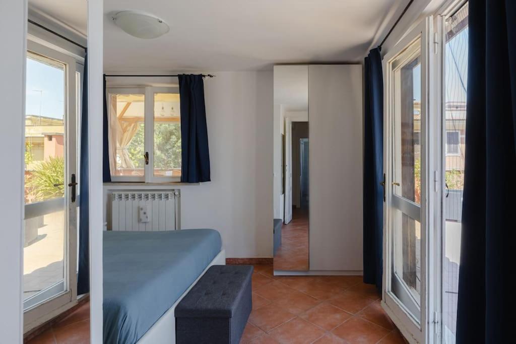 Penthouse With Jacuzzi On Private Terrace In Trastevere Rome Exterior photo