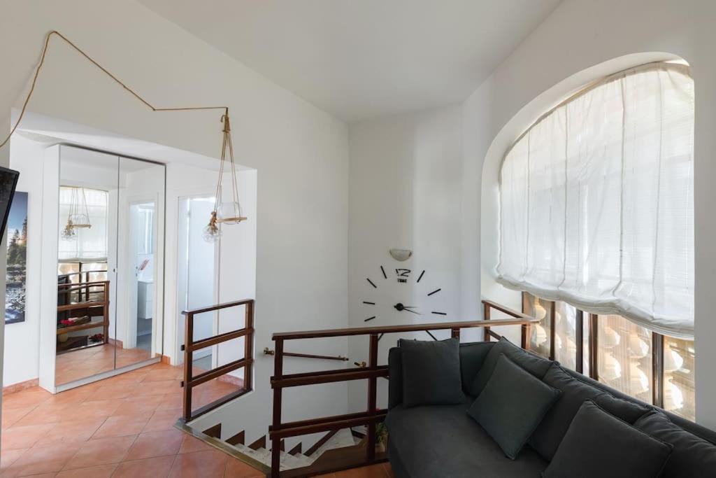 Penthouse With Jacuzzi On Private Terrace In Trastevere Rome Exterior photo